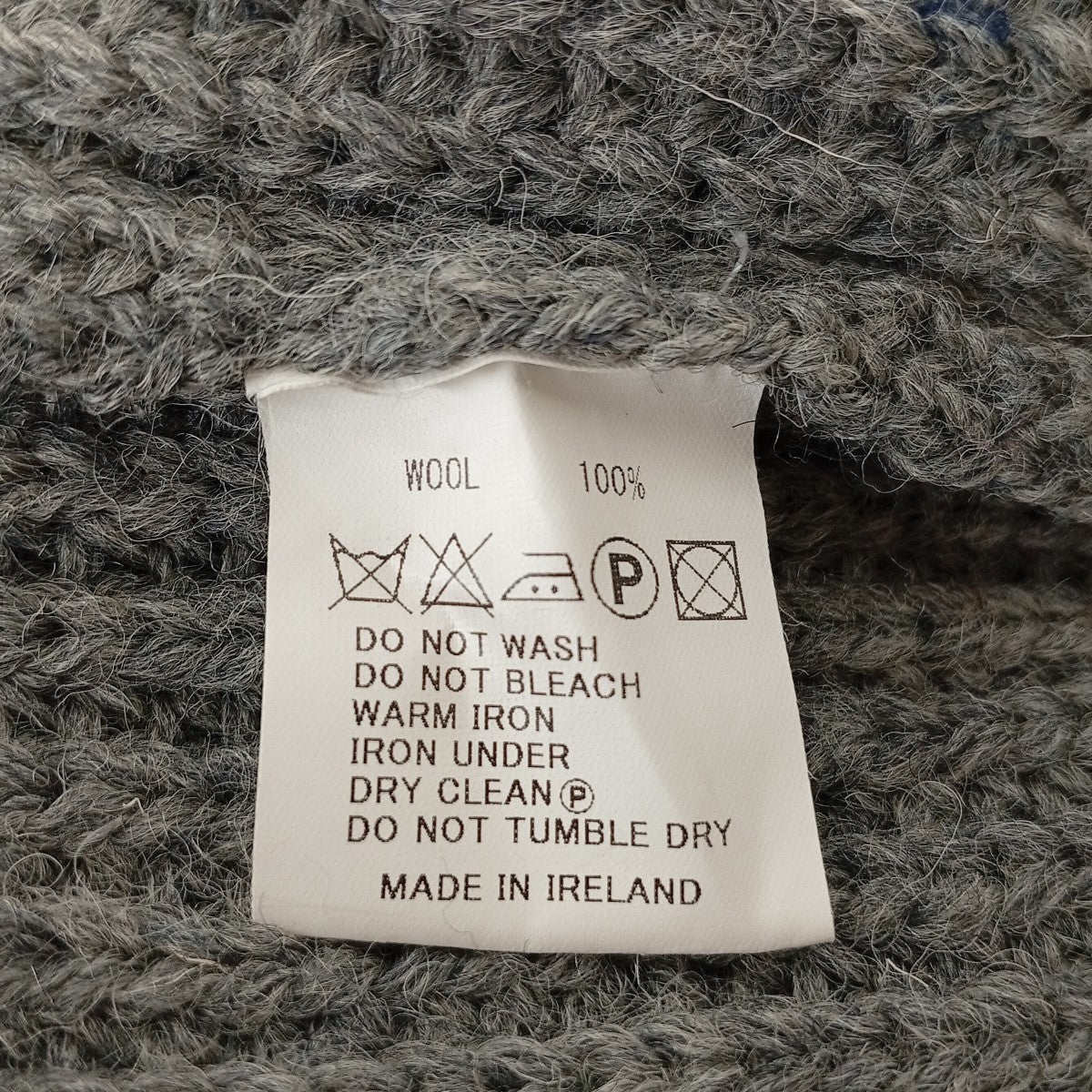 アイルランド製ハイネックニット