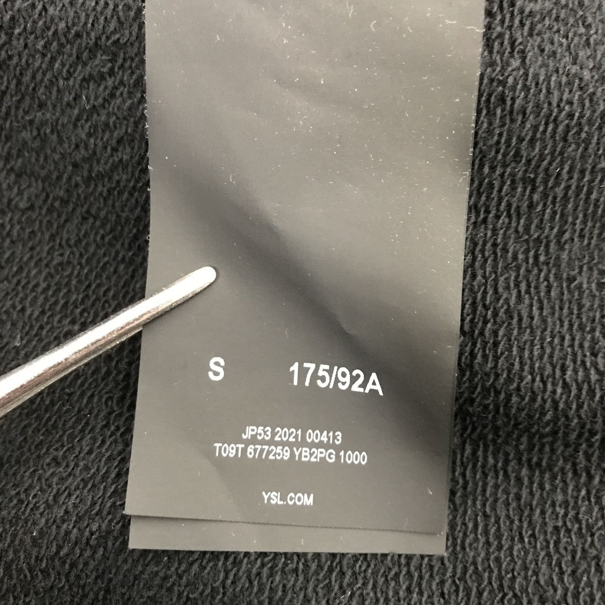 MINI LOGO HOODIE シグニチャー クロップパーカーT09T 677259 YB2PG 1000