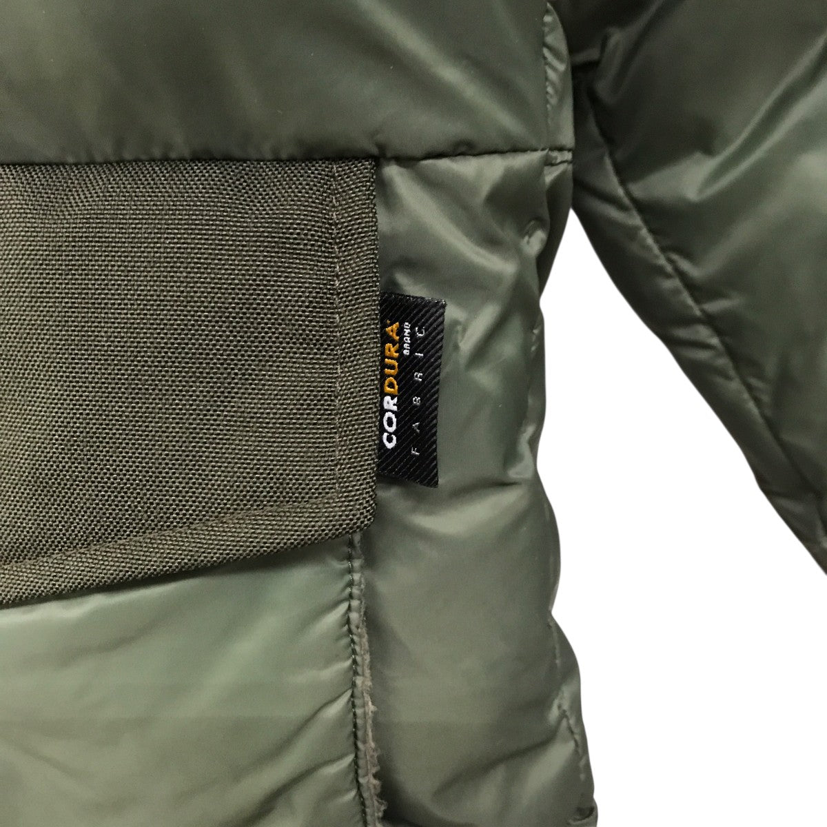 コーデュラダウンジャケットB299