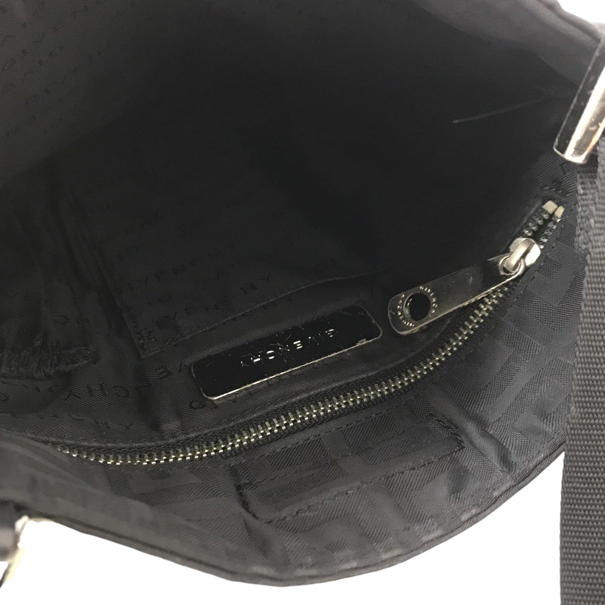 GIVENCHY(ジバンシィ) ショルダーバッグS10054 S10054 ブラック