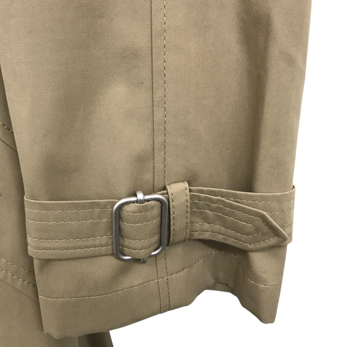 Bee刺繍トレンチコート841M55A3332