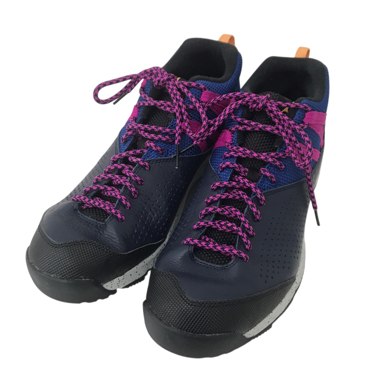 NIKE ACG(ナイキエーシージー) OKWAHN 2 OBSIDIAN HYPER MAGENTA