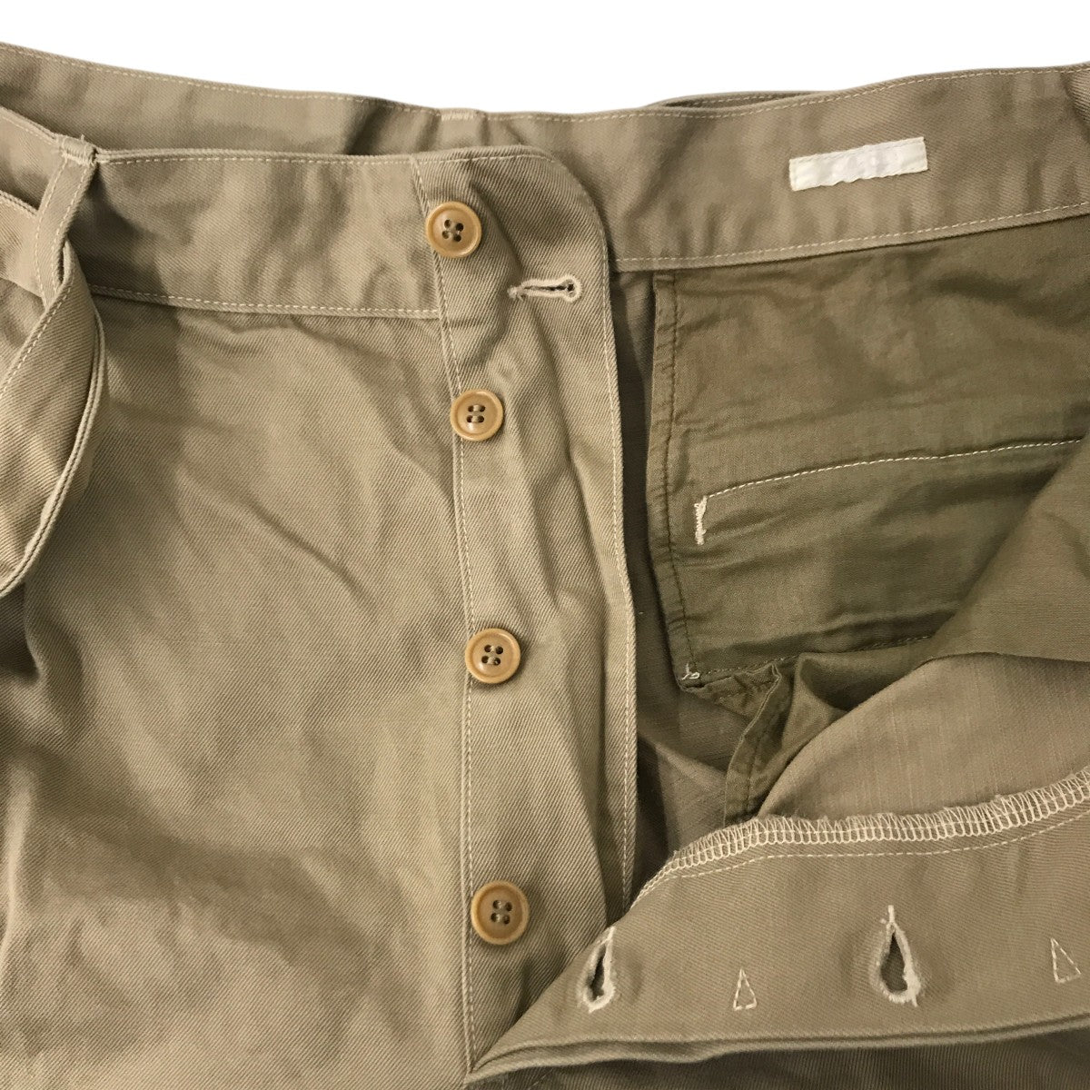 COMOLI(コモリ) ベルテッド チノパンツK01-03006 K01-03006 ベージュ