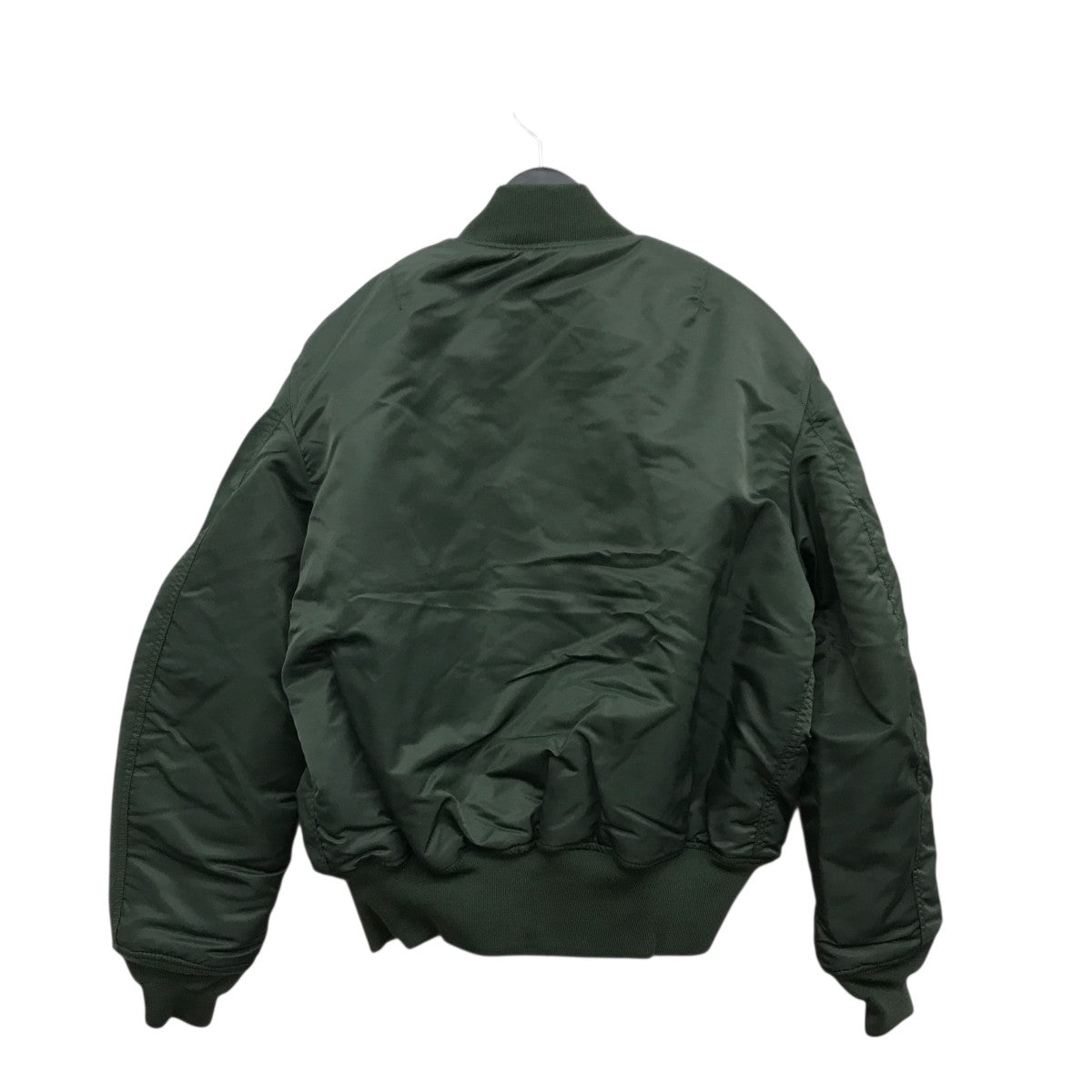 MA-1ジャケット