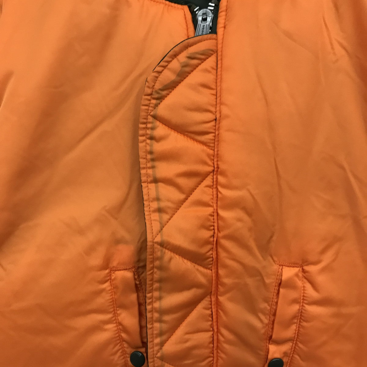 MA-1ジャケット
