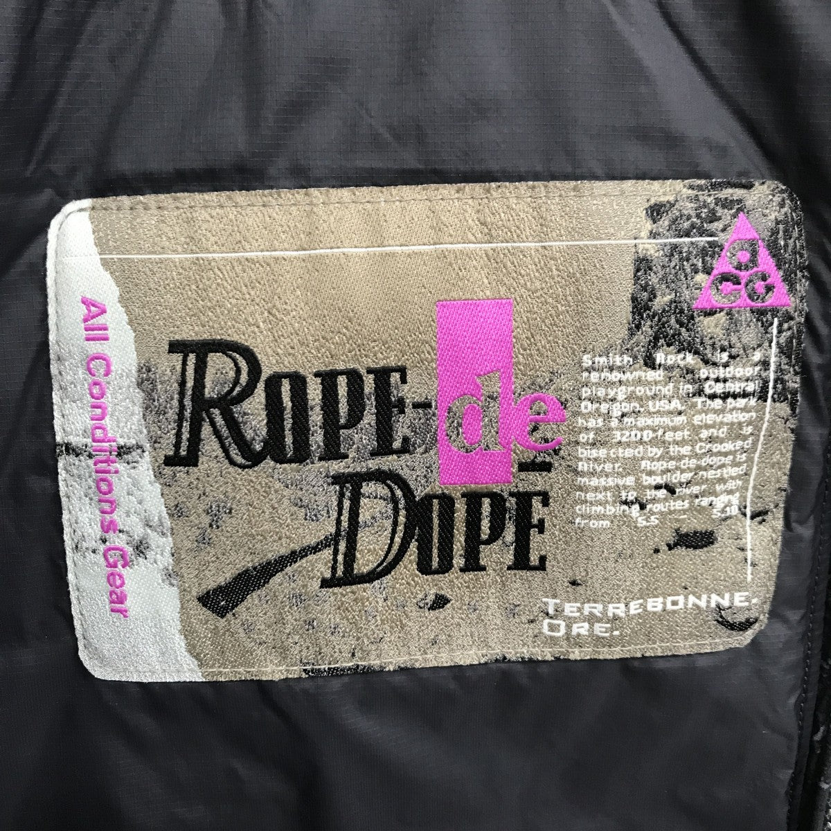 Rope de Dope Men’s Therma-FIT ADV Allover Print Jacket中綿ジャケットFN7114-060