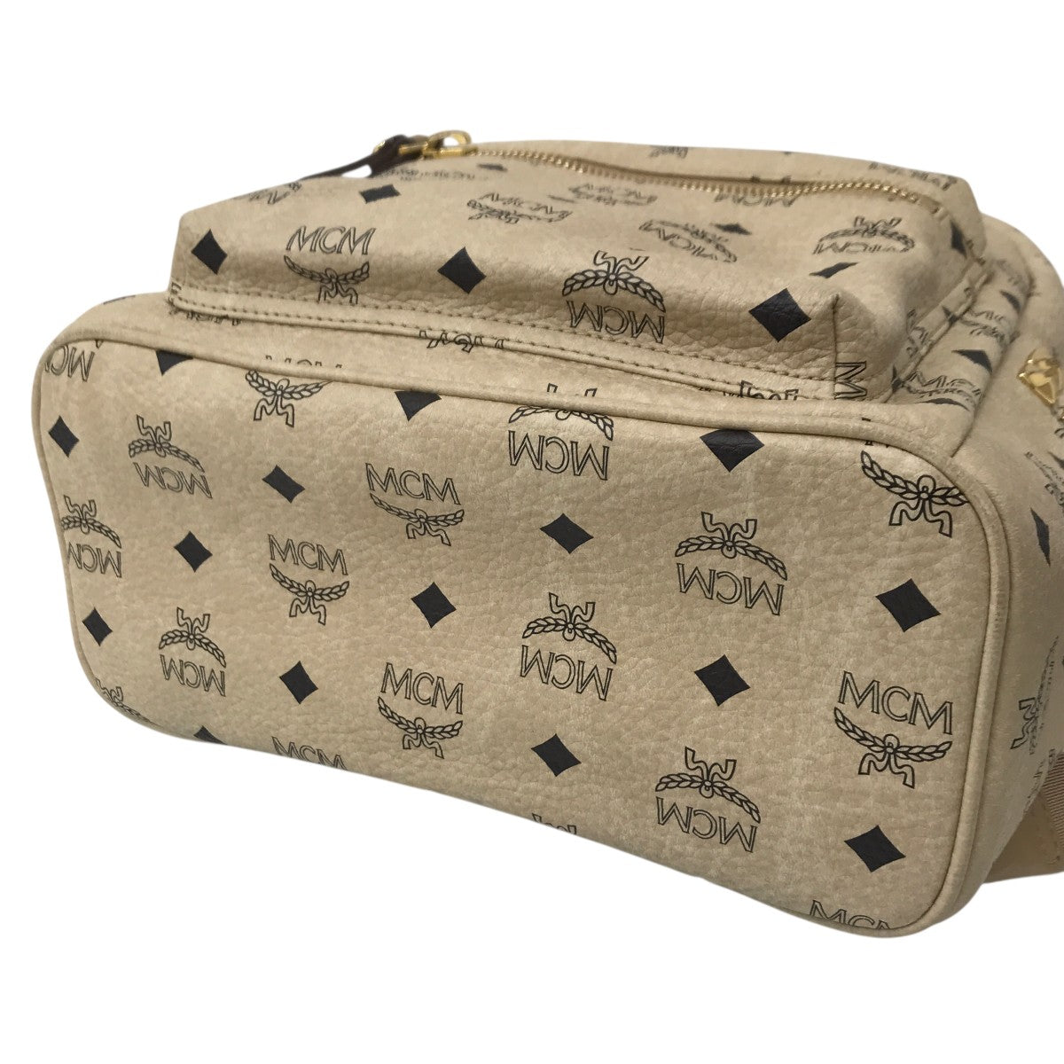 MCM スタッズリュック 古着・中古-4枚目のアイテム画像