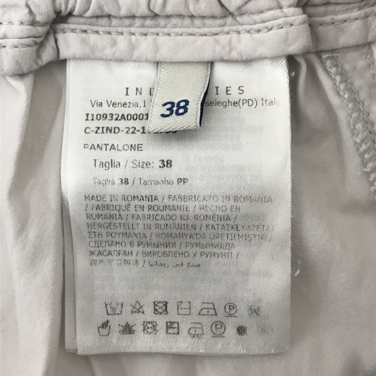 MONCLER PANTALONEカーゴパンツI10932A00014 596LP 古着・中古-4枚目のアイテム画像