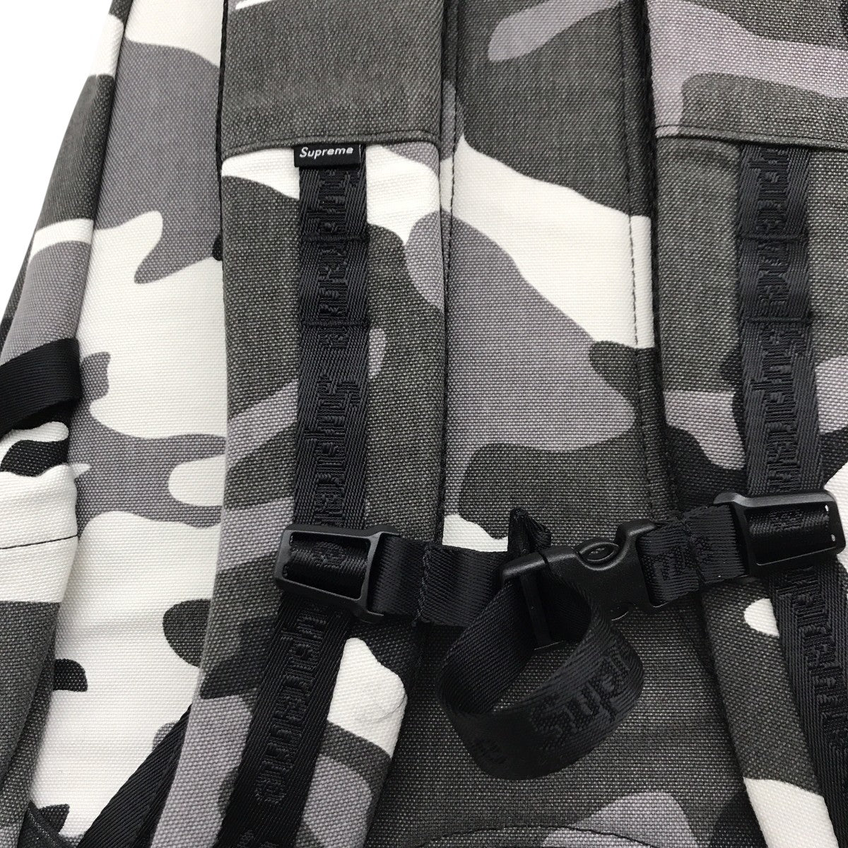 Supreme(シュプリーム) 25SSSnow Camo Backpackカモフラージュ柄