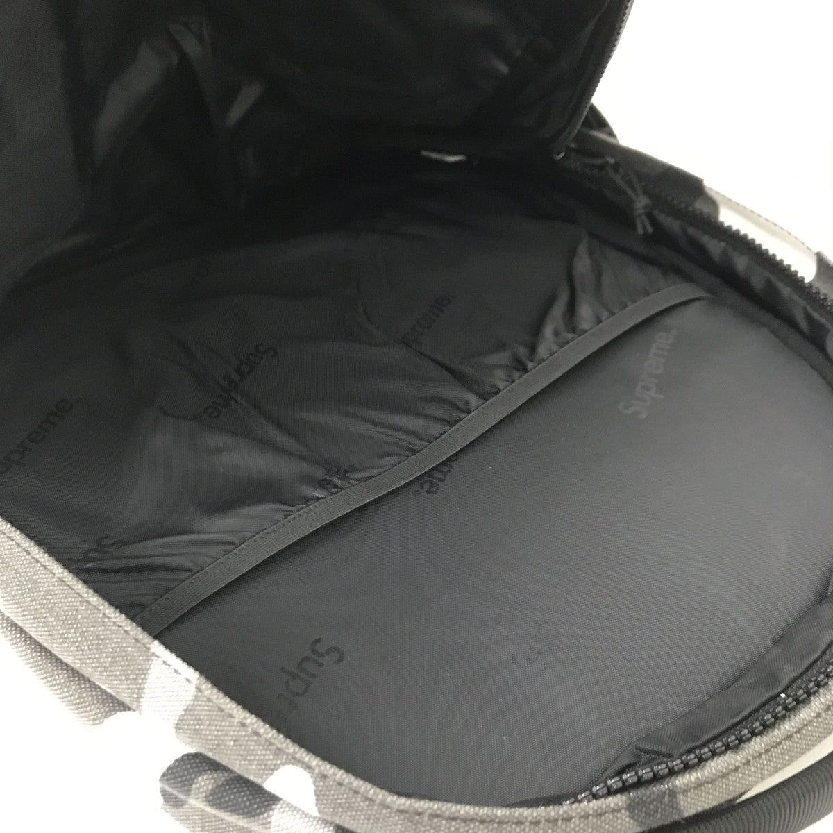 Supreme(シュプリーム) 25SSSnow Camo Backpackカモフラージュ柄