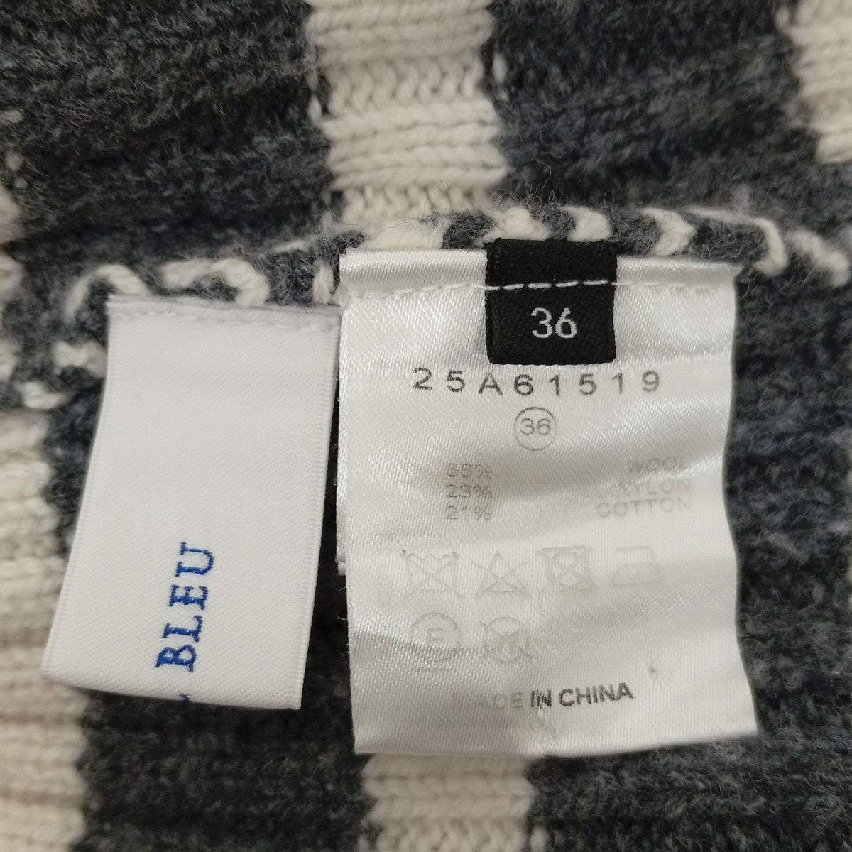 ボーダーハイネックニット25A61510