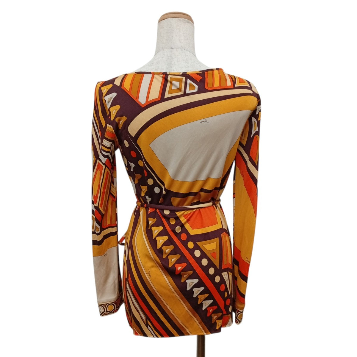 Emilio Pucci カットソー77RN12 古着・中古-2枚目のアイテム画像