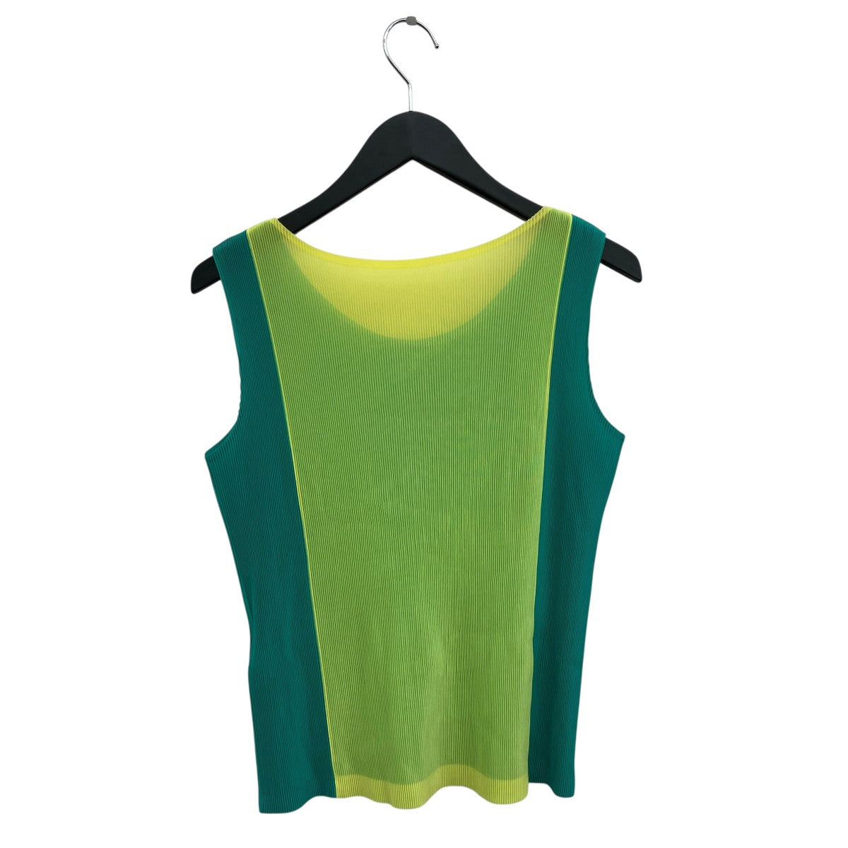 PLEATS PLEASE(プリーツプリーズ) ノースリーブTシャツPP61FK303