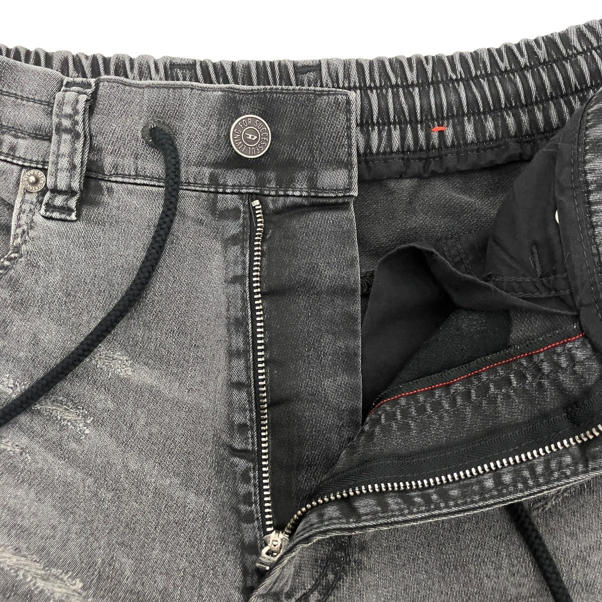DIESEL(ディーゼル) 2080 D-REEL JOGGデニムパンツA17867 A17867