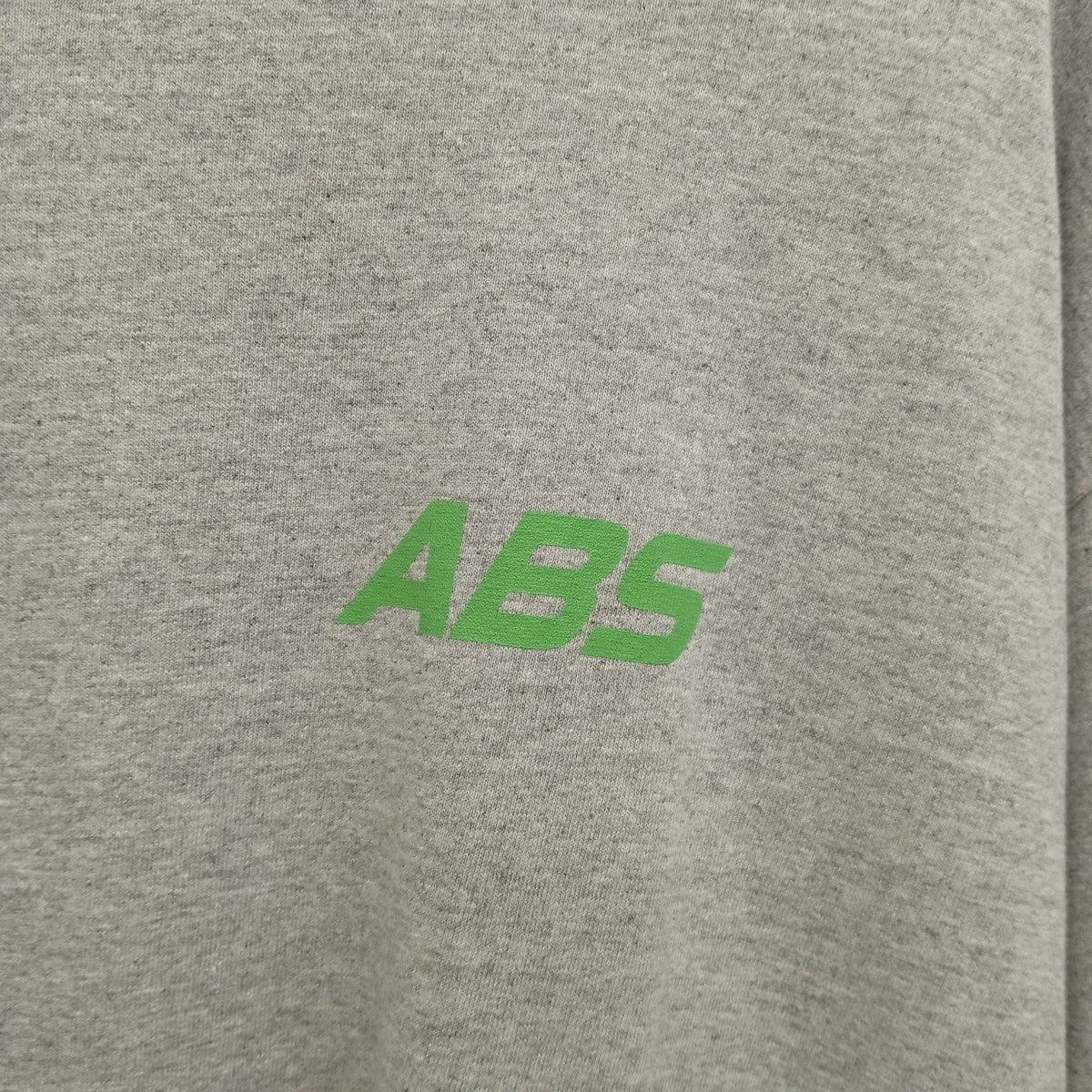 長袖Tシャツ