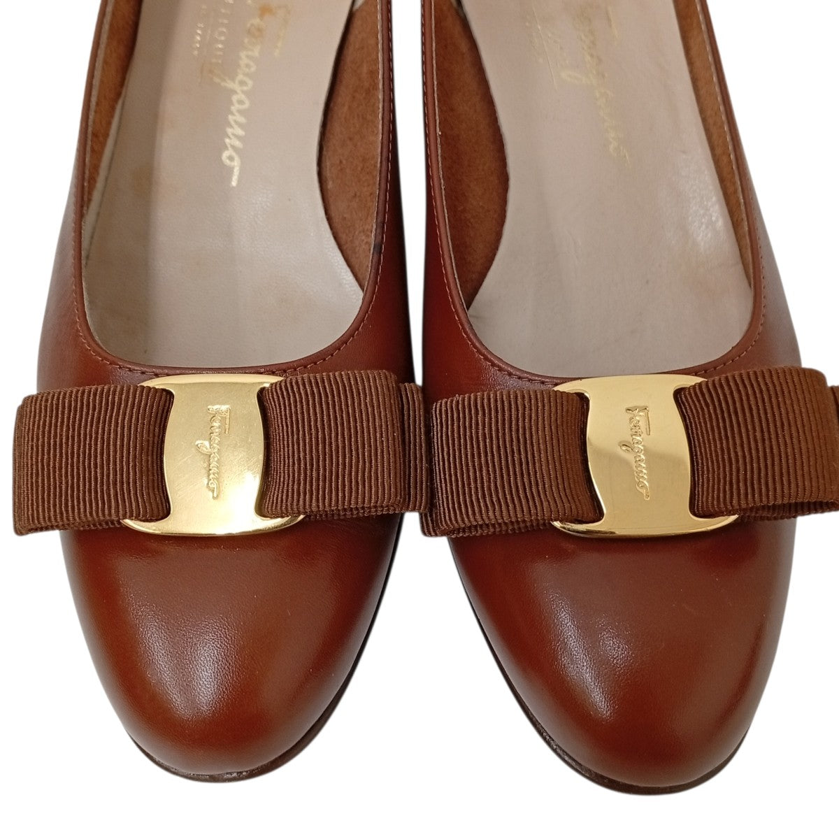 Salvatore Ferragamo ヴァラリボンパンプス 古着・中古-6枚目のアイテム画像