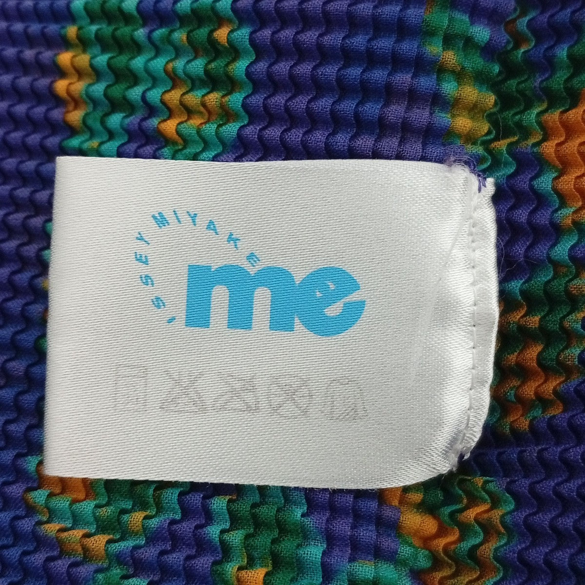 me ISSEY MIYAKE タートルネックカットソーMI51FJ131 古着・中古-3枚目のアイテム画像
