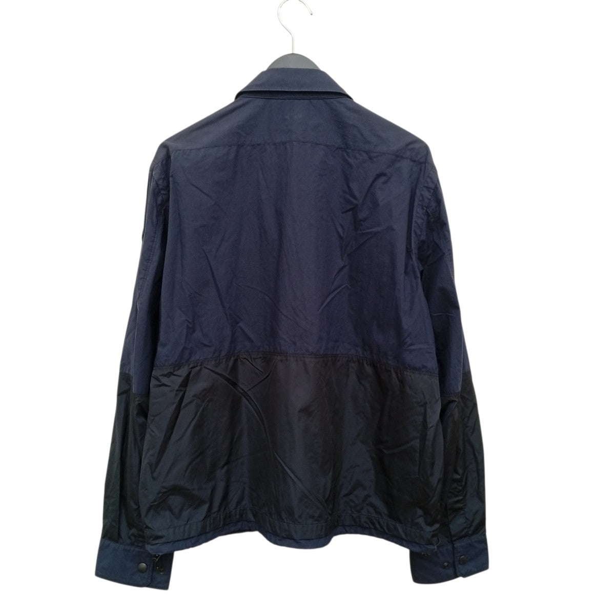 MONCLER ANDER スナップボタンミリタリーナイロンジャケット4162985 549NU 古着・中古-2枚目のアイテム画像
