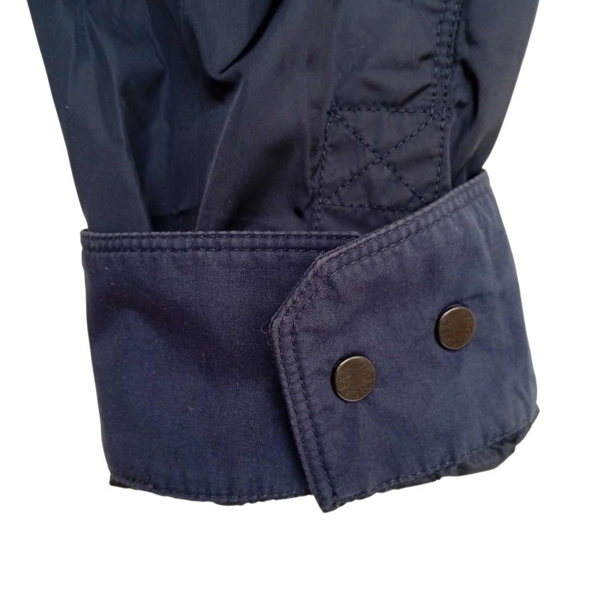 MONCLER ANDER スナップボタンミリタリーナイロンジャケット4162985 549NU 古着・中古-9枚目のアイテム画像
