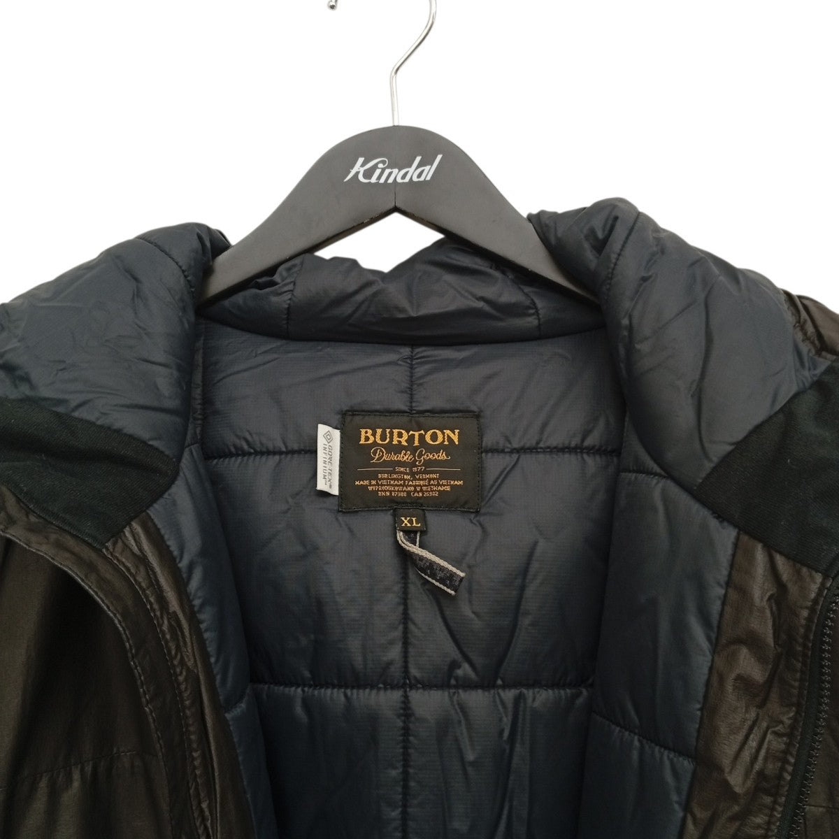 GORE CANYNRO JACKET TRUE BLACKダウンジャケット