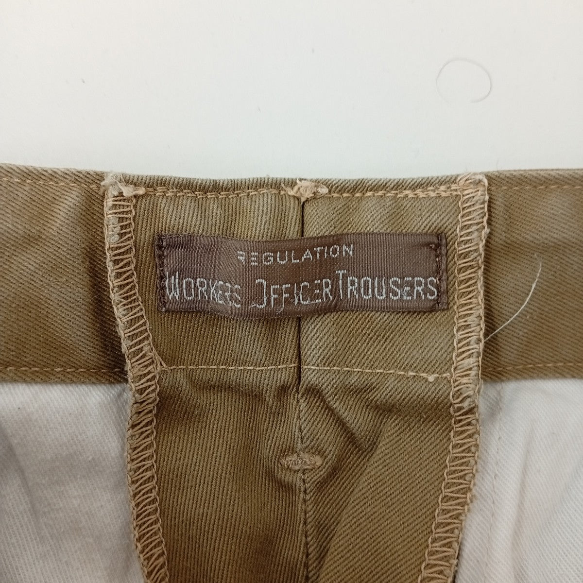 WORKERS Officer Trousersチノパン 古着・中古-4枚目のアイテム画像