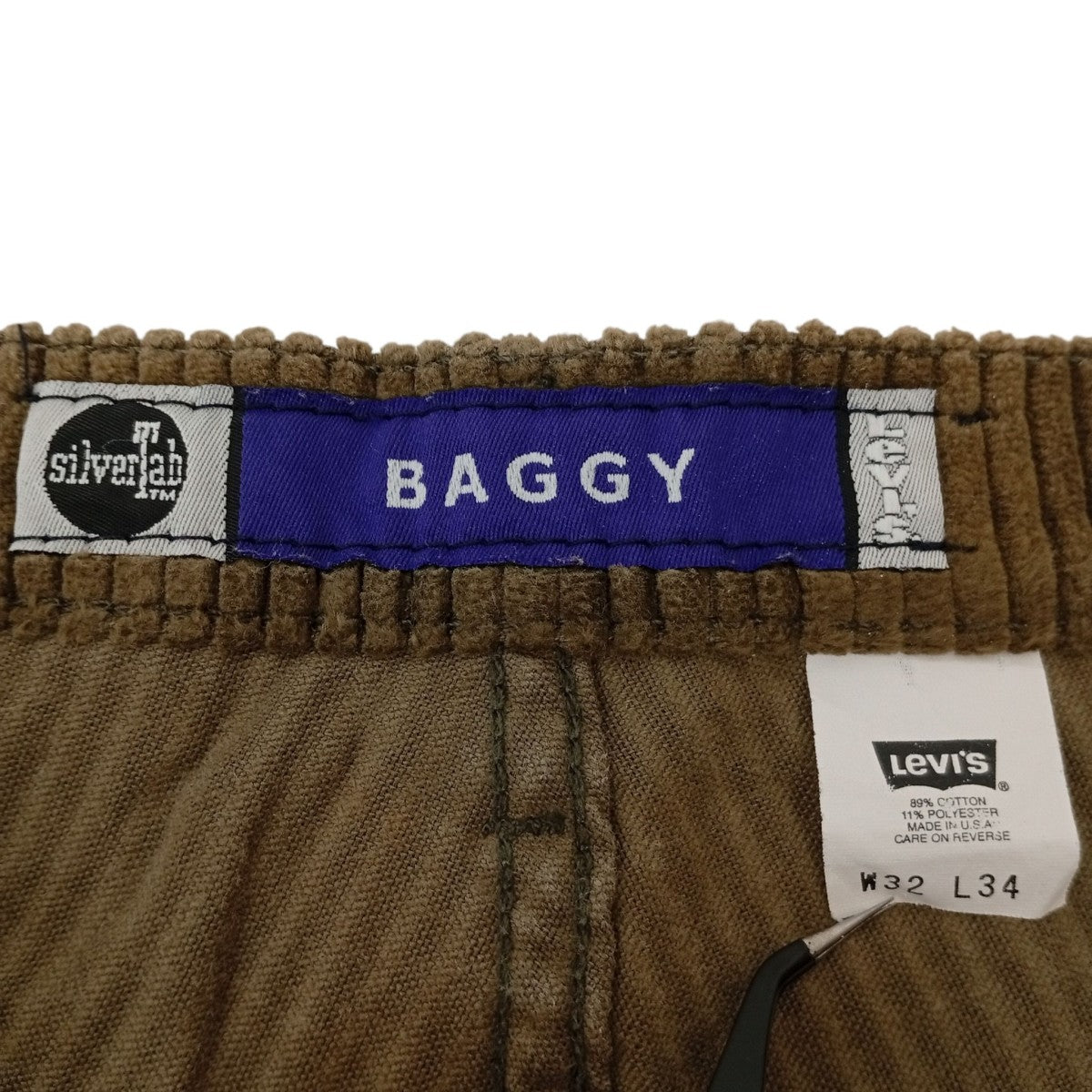 LEVI’S コーデュロイ シルバータブハーフパンツ 古着・中古-4枚目のアイテム画像