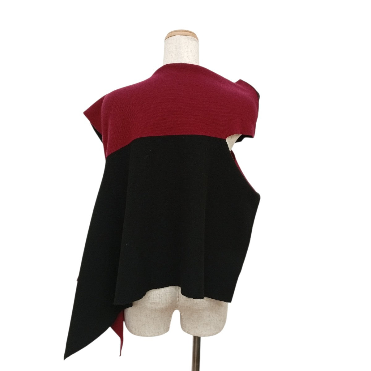 POSITIONED KNITアシンメトリーニットIL53KN731