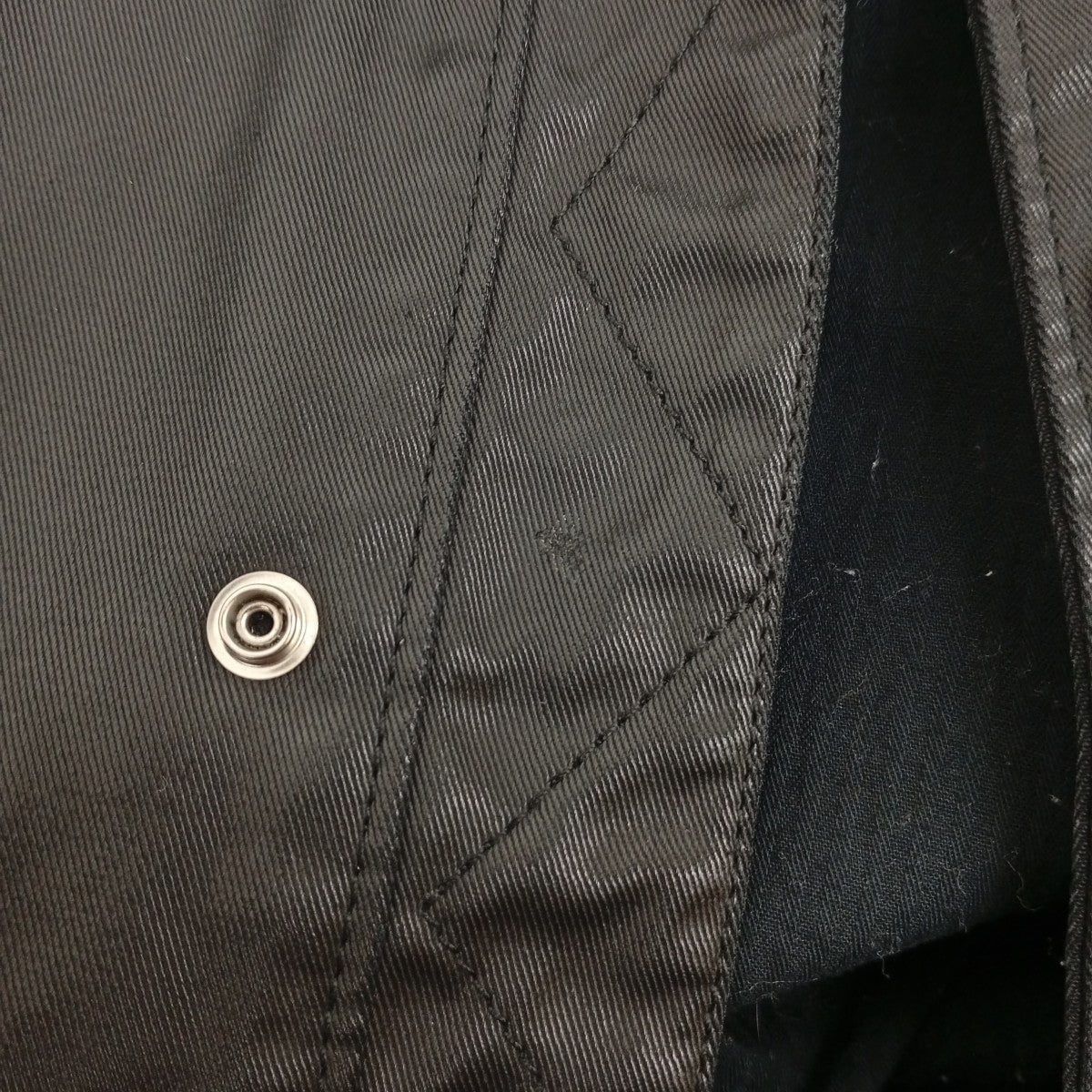 PIERRE BALMAIN 12FW Buttoned Waxed Black Bomber Jacketジャケット4M2930 古着・中古-9枚目のアイテム画像