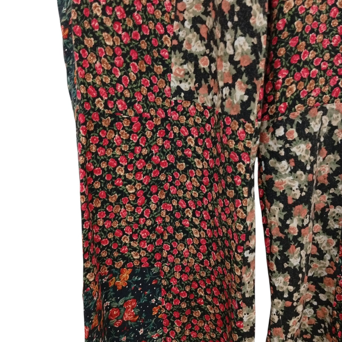 花柄パンツ