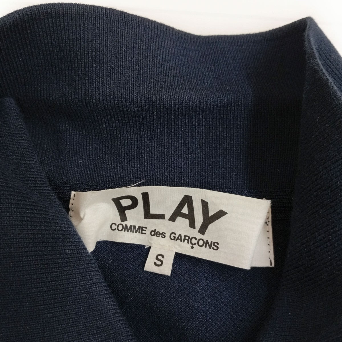 PLAY COMME des GARCONS(プレイコムデギャルソン) ポロシャツAZ-T006