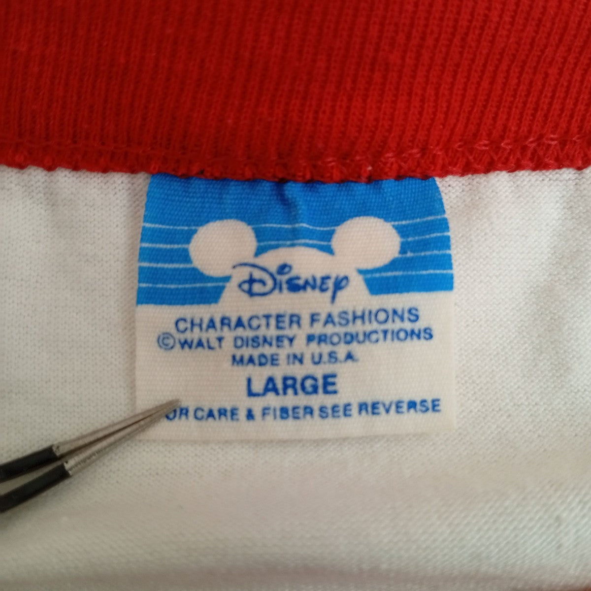 Disney(ディズニー) 80s ミッキーラグランTシャツ レッド×ホワイト