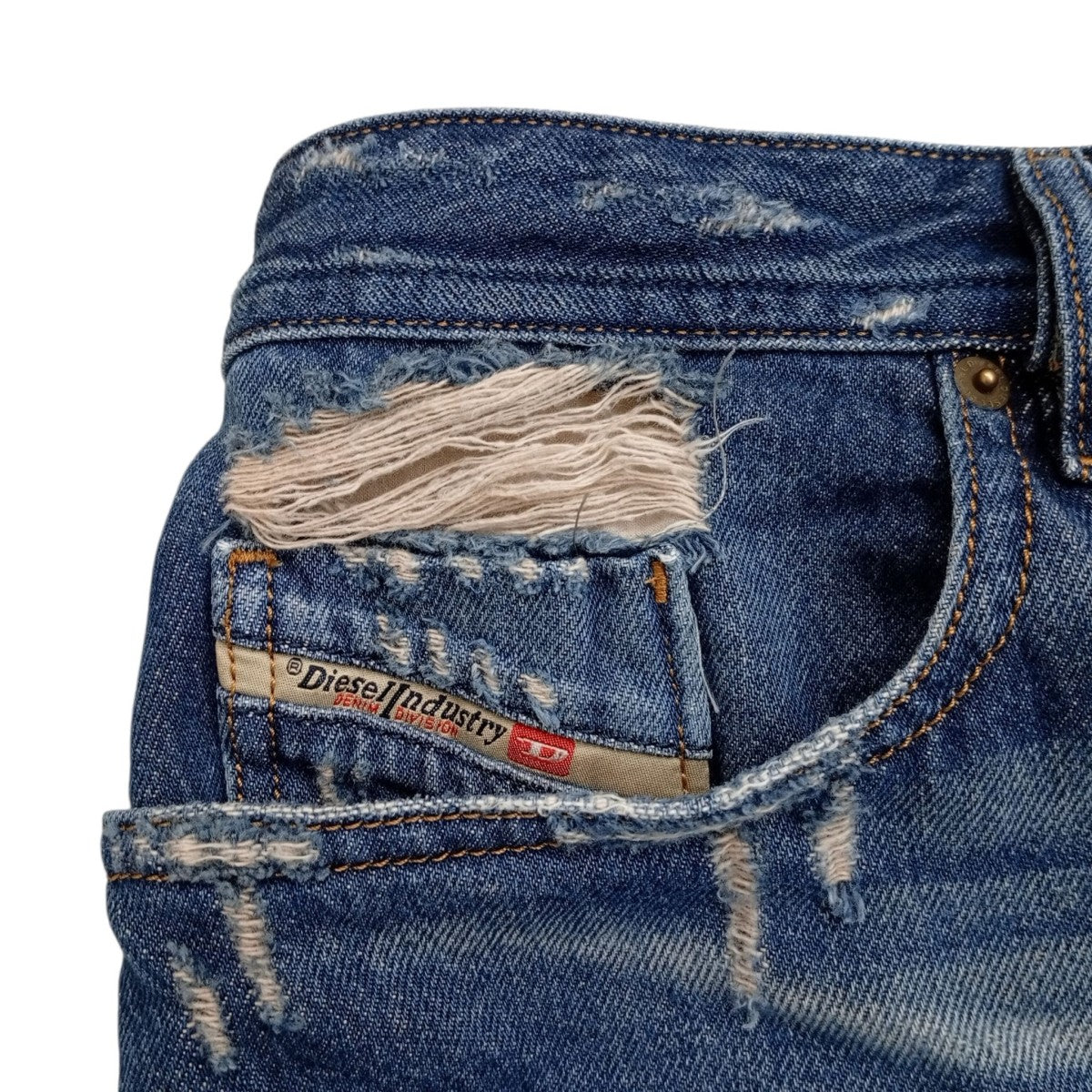 DIESEL(ディーゼル) BUSTER ダメージ加工デニムパンツ088AQ 088AQ