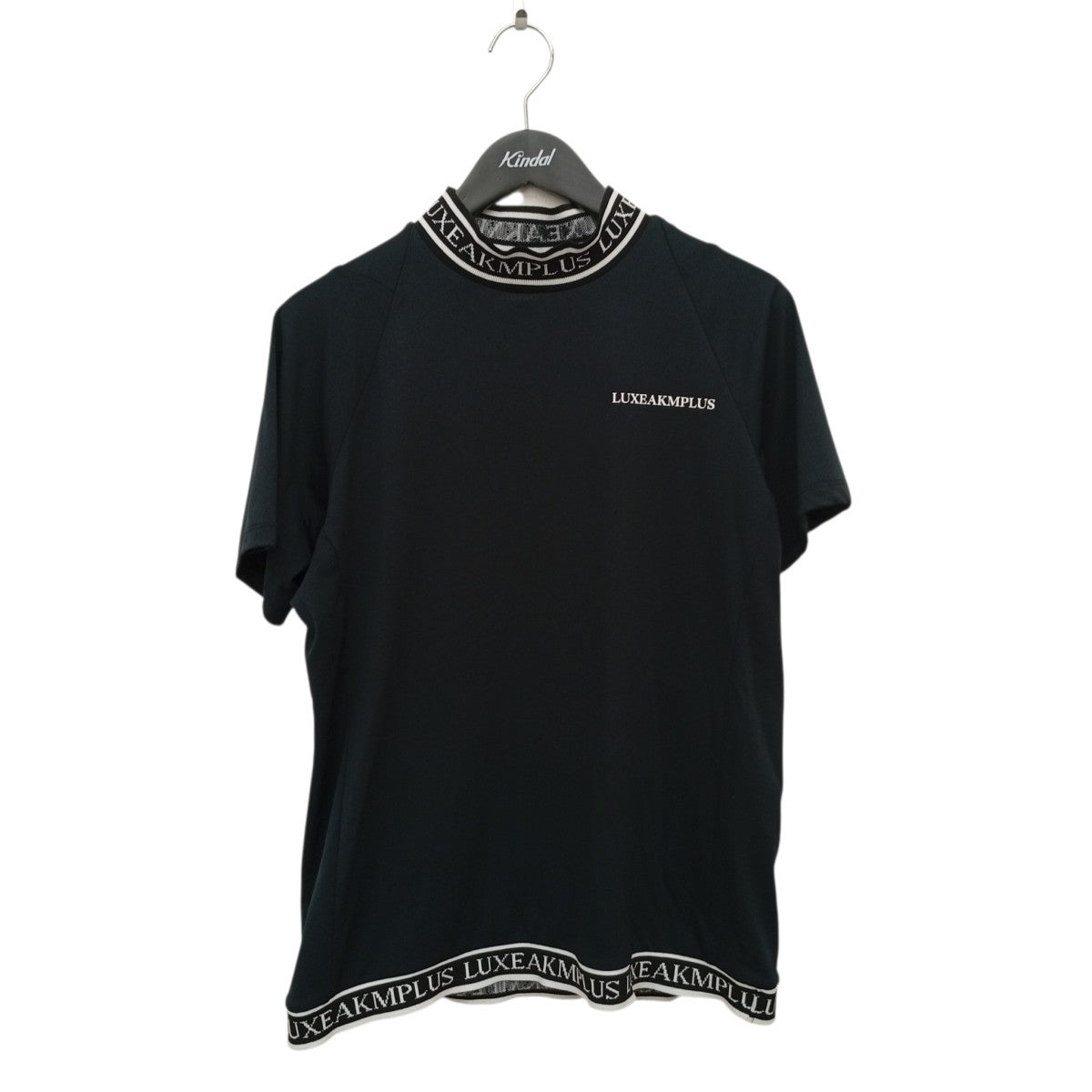 LUXEAKMPLUS カラーロゴ半袖モックネックTシャツLAT-25003 古着・中古-1枚目のアイテム画像