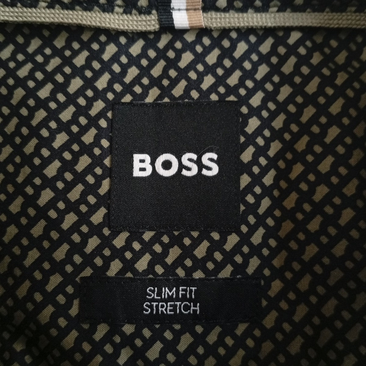 BOSS 総柄シャツ 古着・中古-3枚目のアイテム画像