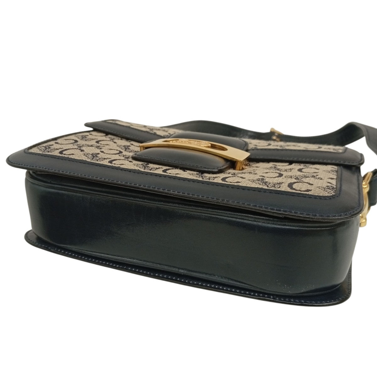 ショルダーバッグ