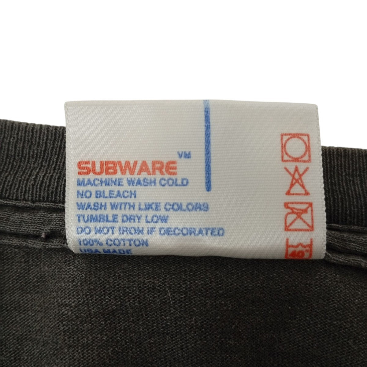 Tシャツ