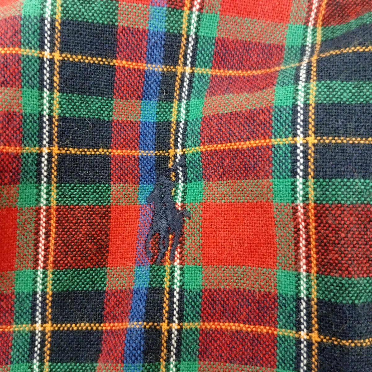 チェックシャツ