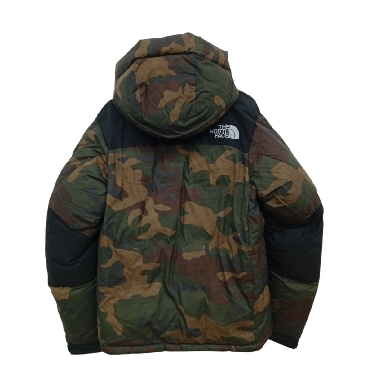 Novelty Baltro Light Jacketカモフラージュ柄ダウンジャケットND91845