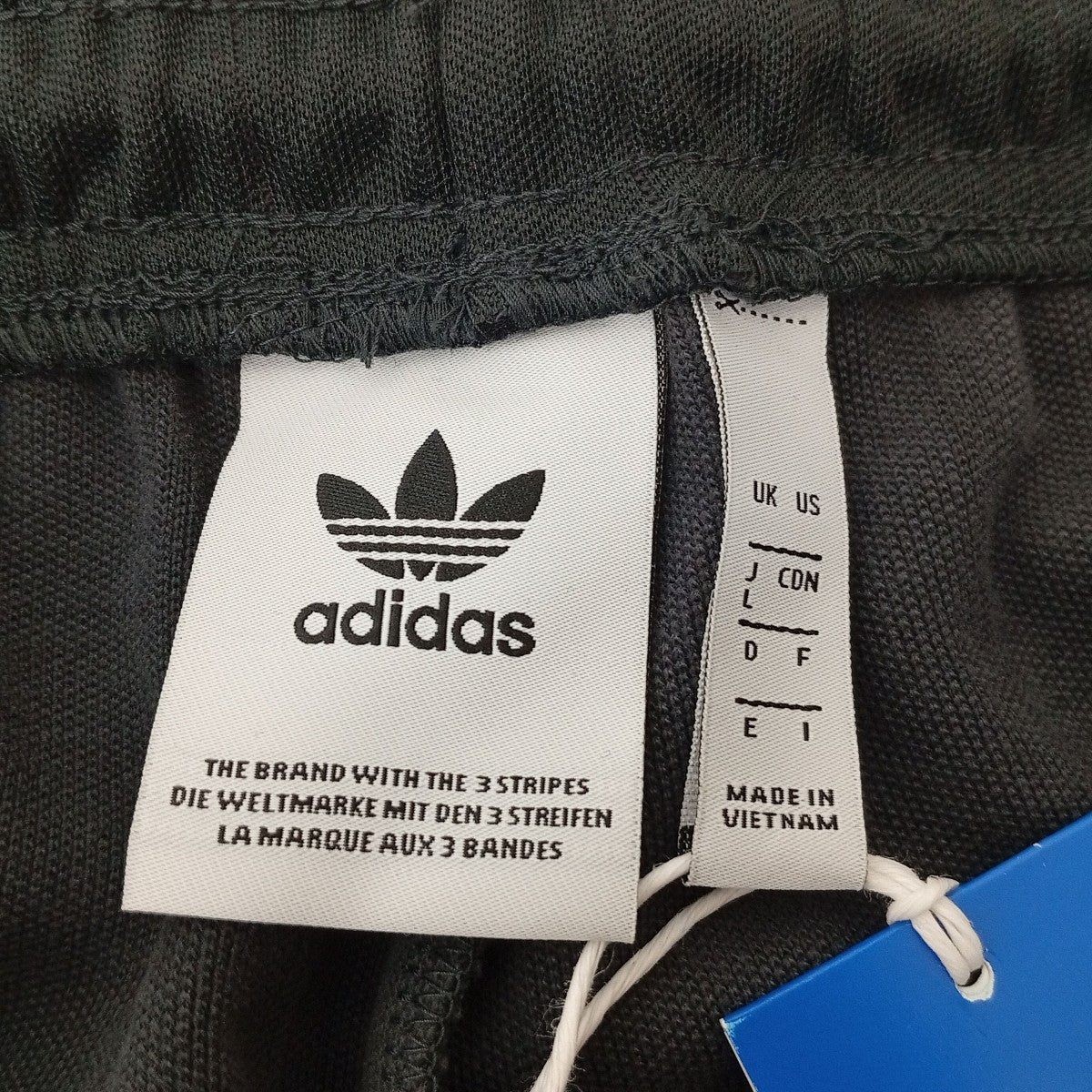 adidas ショートパンツCE4850 古着・中古-3枚目のアイテム画像