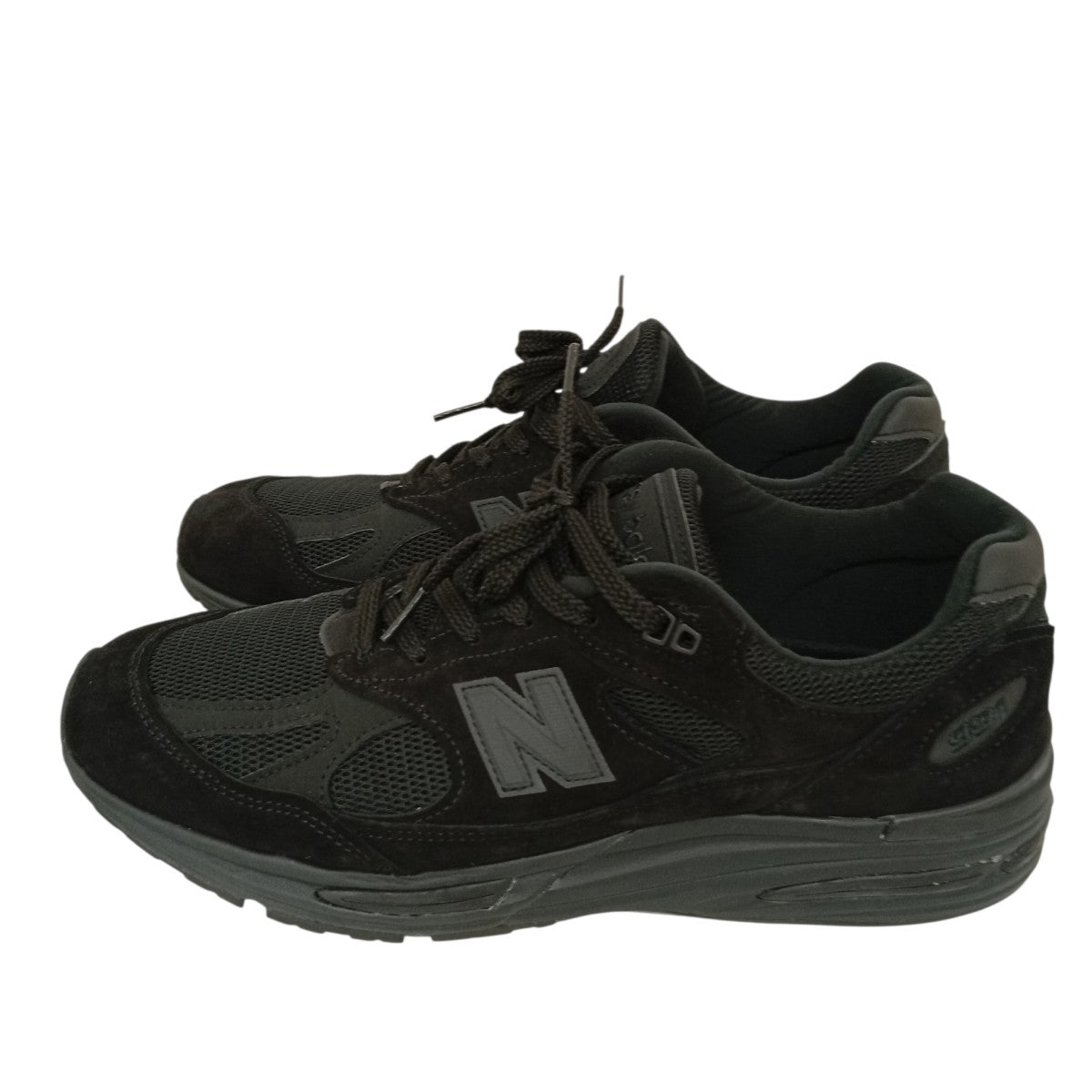 TRIPLE BLACK SUEDE MADE IN ENGLANDスニーカーU991KK2