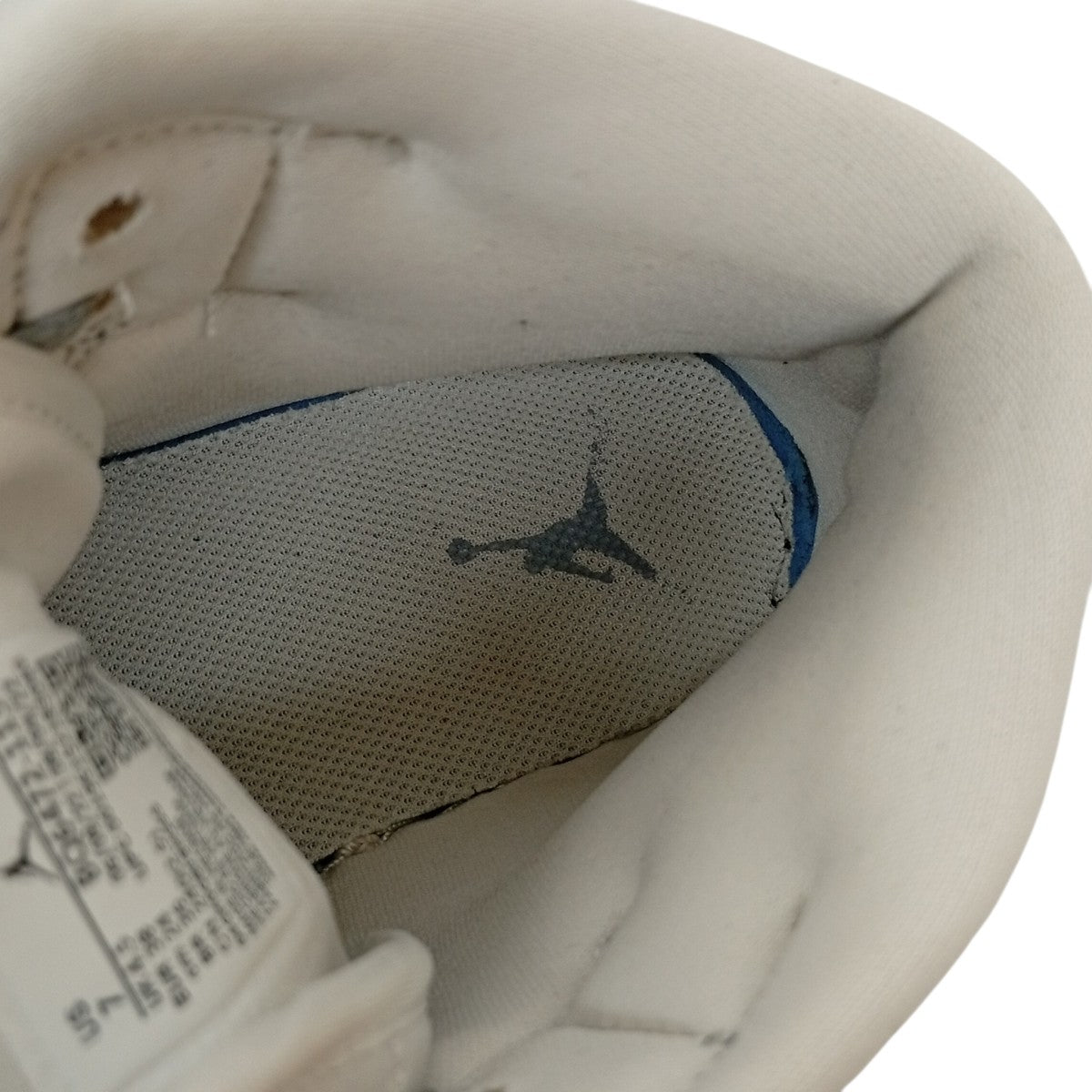Air Jordan 1 MidスニーカーBQ6472-115
