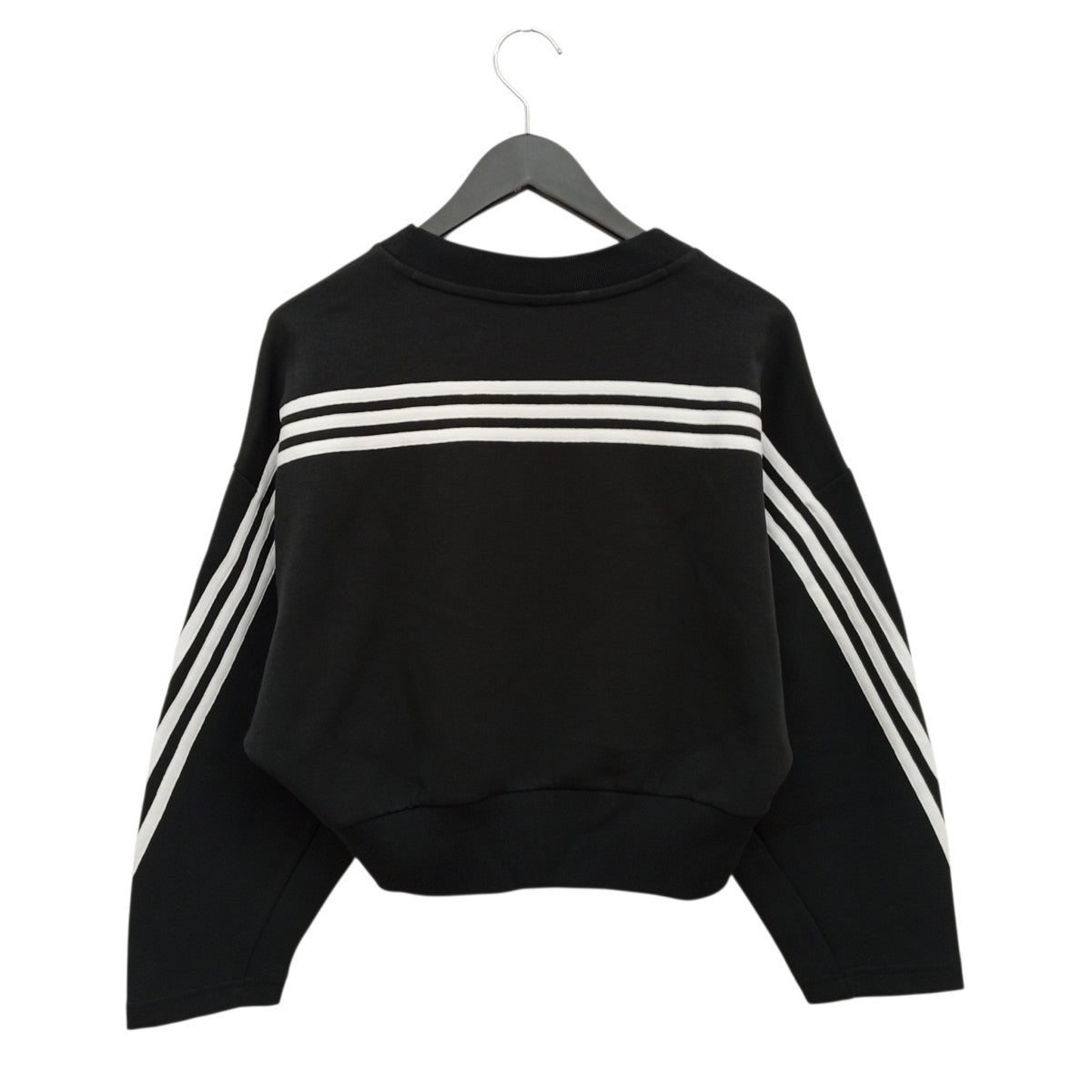 adidas トレーナーIB8494 古着・中古-2枚目のアイテム画像