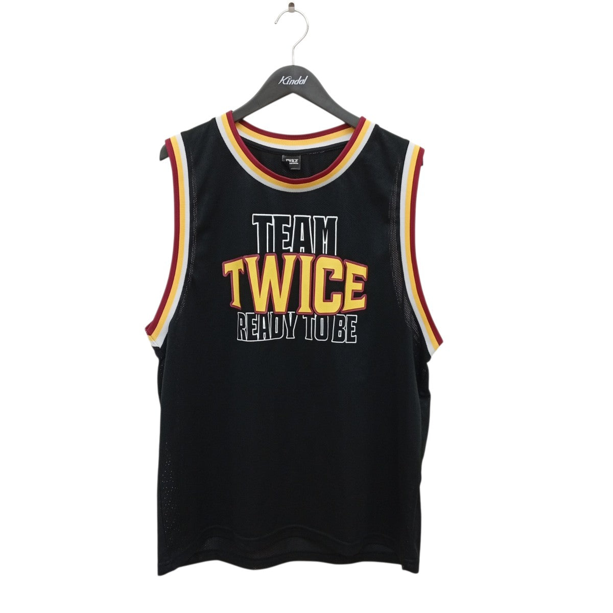 TWICE SANAベスト 古着・中古-1枚目のアイテム画像