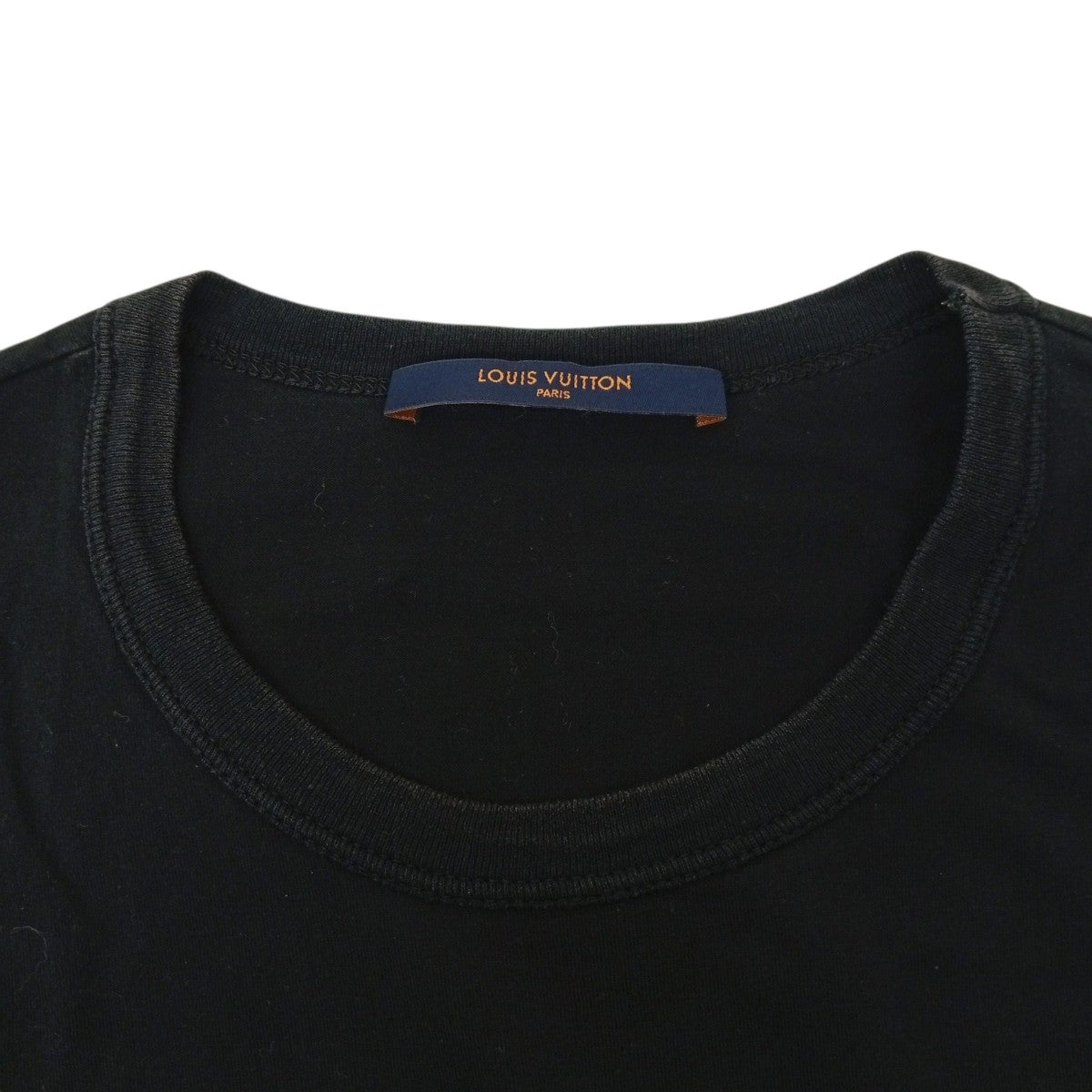 18AWpeace and loveTシャツHFY79W
