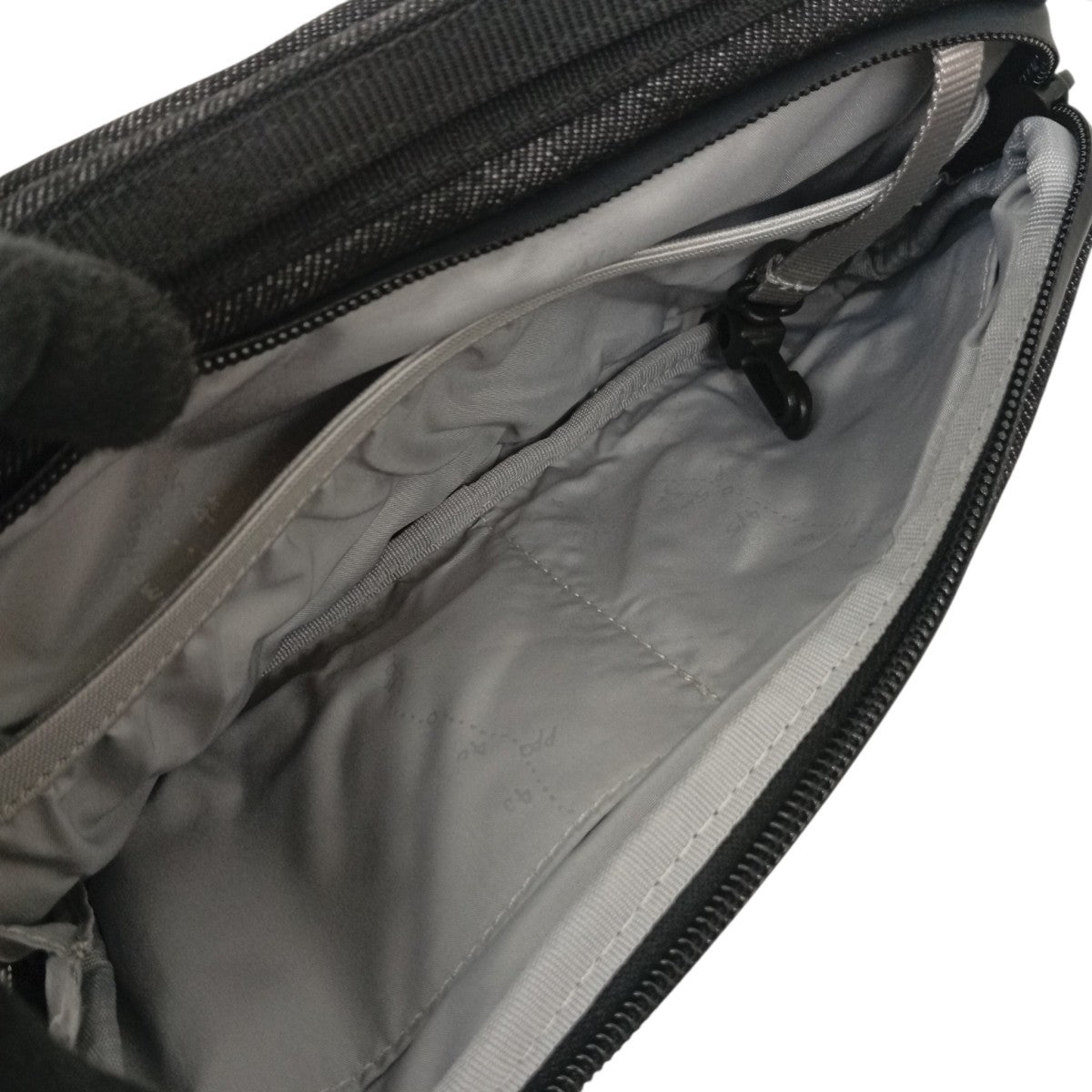 BOTTLE SACOCHE CORDE A．P．C． TOPOLOGIEショルダーバッグTP-JO-59-APC