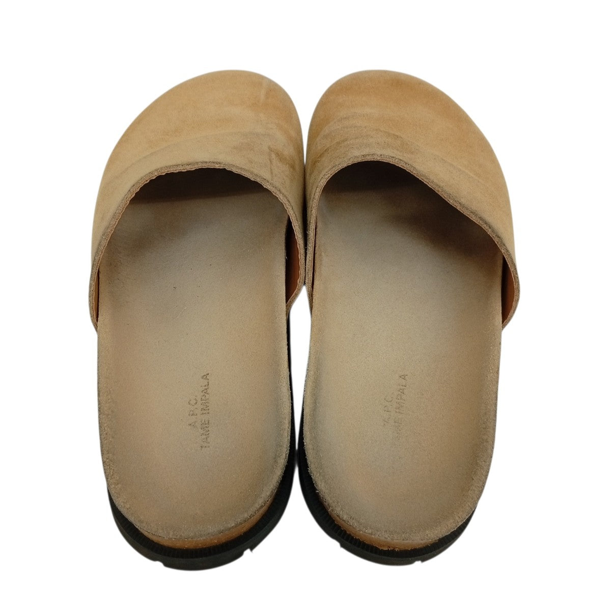 シ*ー様 【新品】APC × TAME IMPALA スエードレザー サンダル A．P．C．×Tame Impala MULES SWELLスエードサンダル ベージュ サイズ