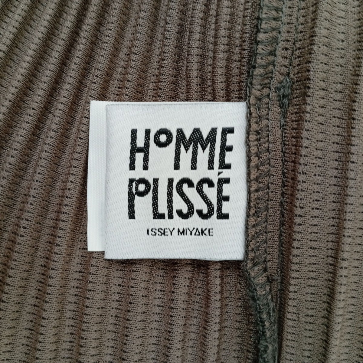 HOMME PLISSE ISSEY MIYAKE 長袖カットソーHP23JK181 古着・中古-3枚目のアイテム画像