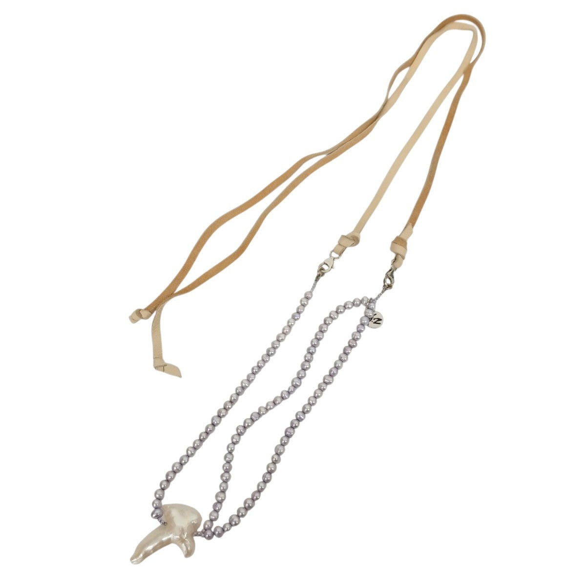 Cross with leather ribbonネックレス
