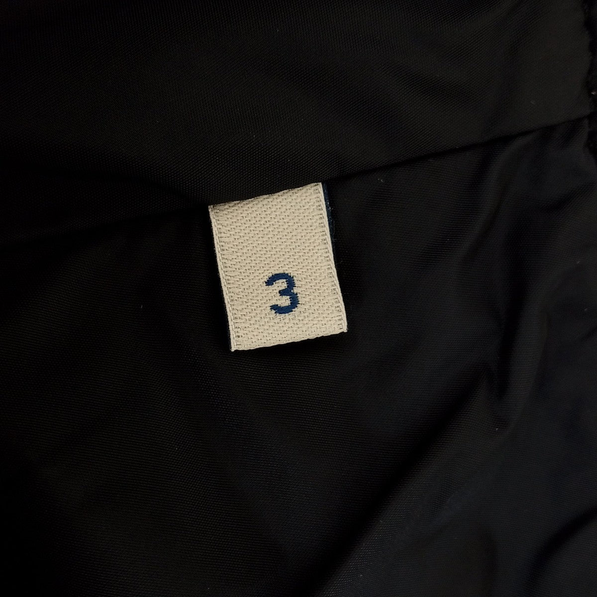 MONCLER ナイロンジャケットE10914010005 68352 古着・中古-4枚目のアイテム画像