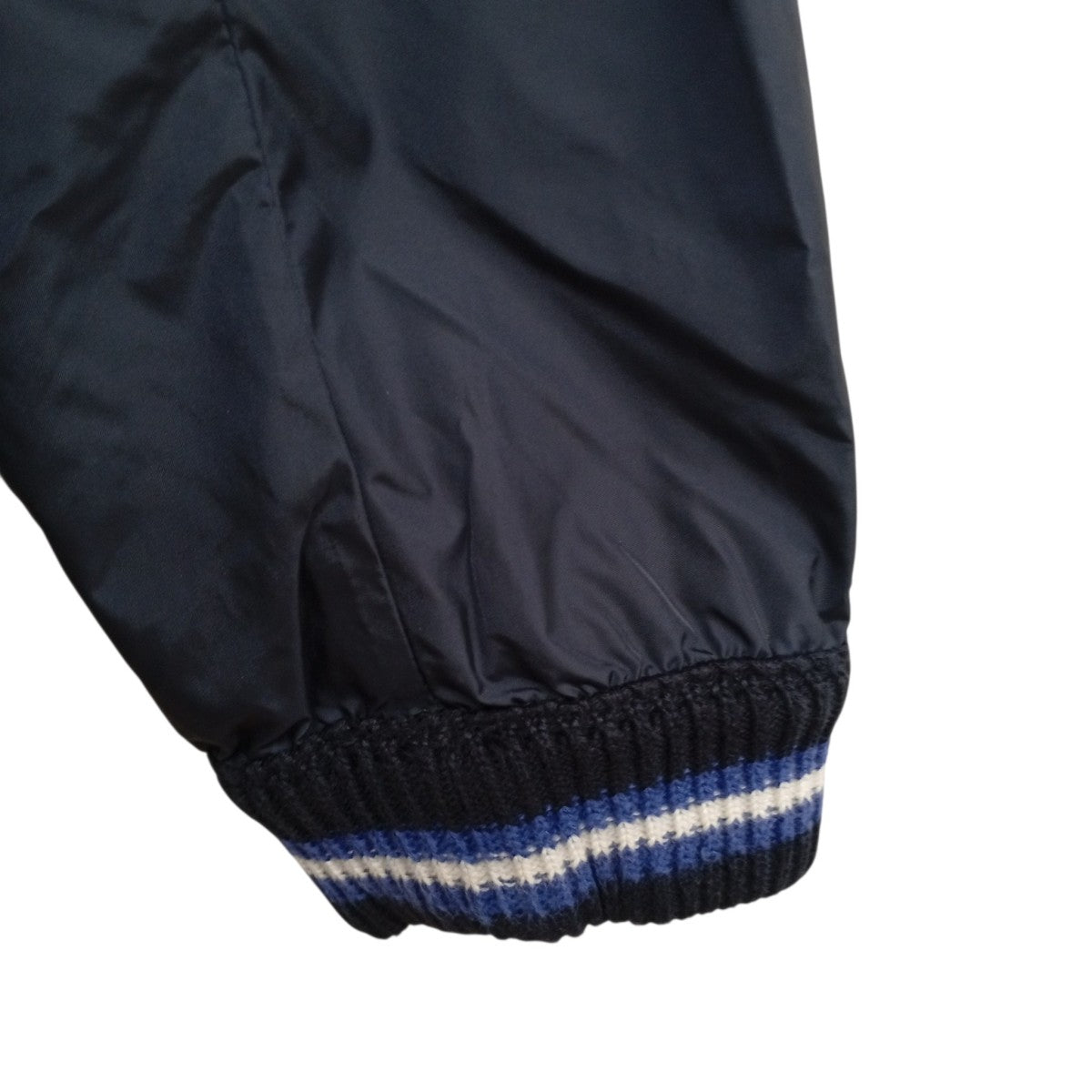 MONCLER ナイロンジャケットE10914010005 68352 古着・中古-9枚目のアイテム画像